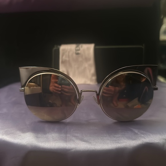 RARE Ladies FENDI pink mirror couture Sunglasses!!! - Picture 4 of 9